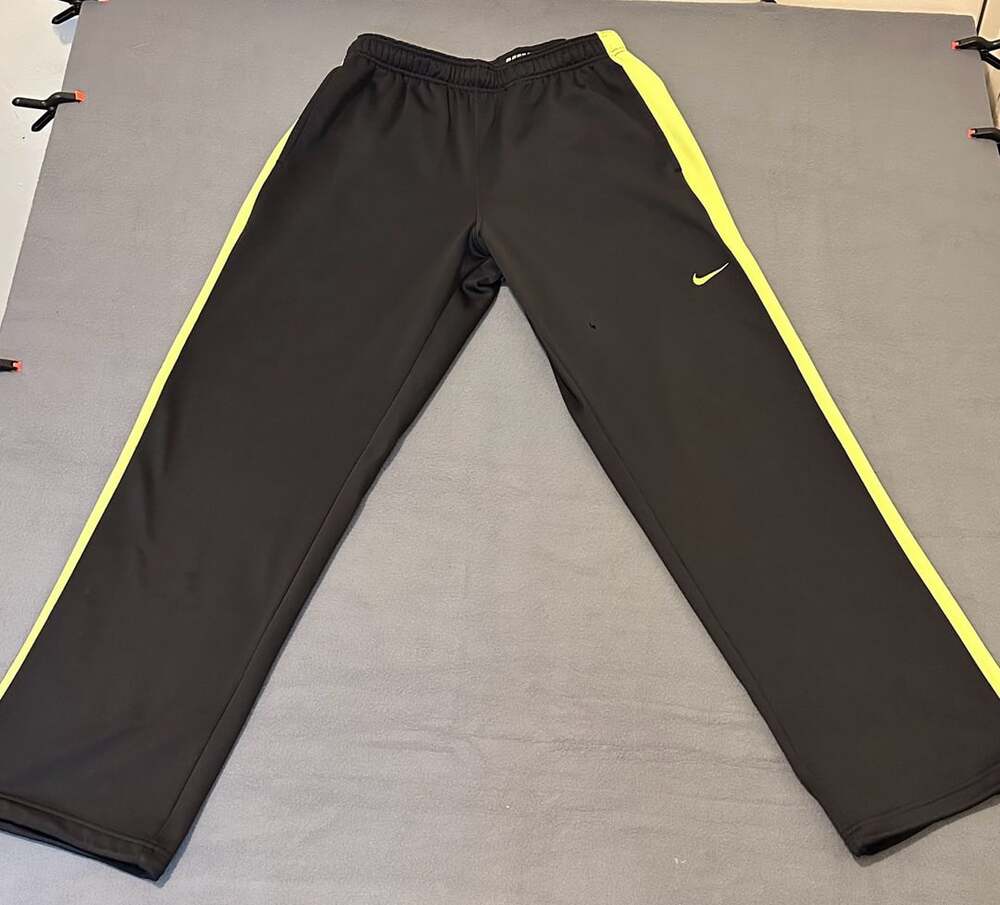 Nike Therma-Fit Pants Size L Black Yellow Athletic Sweatpants